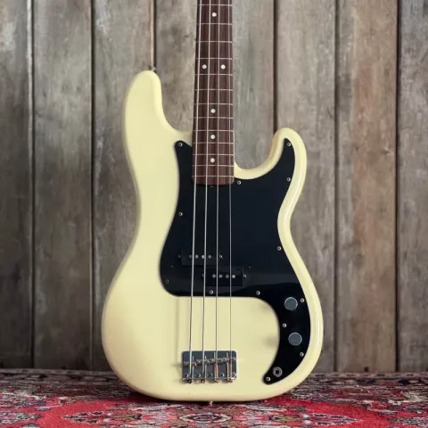 VORVERKAUF: Fender Precision Bass PB62-75 – Vintage White, MIJ, 1984–1987