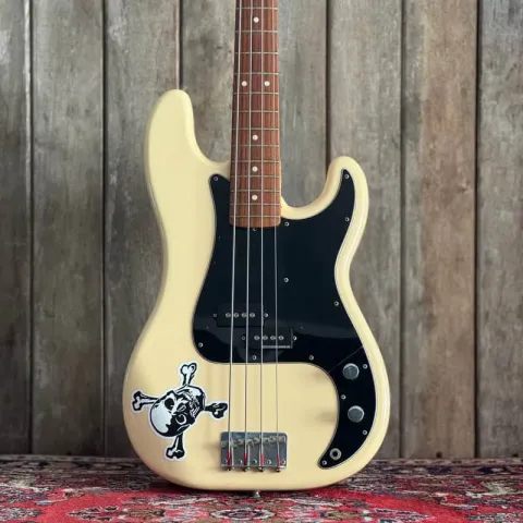 VORVERKAUF: Fender Precision Bass PB70 – Vintage White, CIJ, 1999–2002