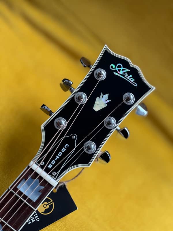 Aria WJ-40, Detail des Instruments A26009.